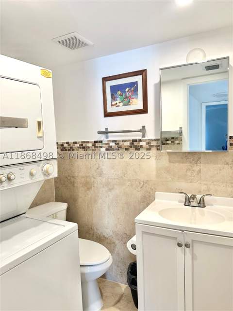 3545 NE 167th St 505, North Miami Beach FL - photo 18 of 23