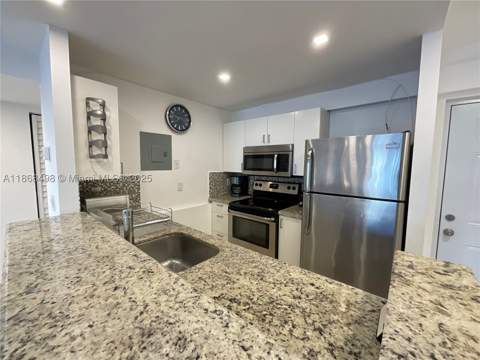 3545 NE 167th St 505, North Miami Beach FL - photo 6 of 23