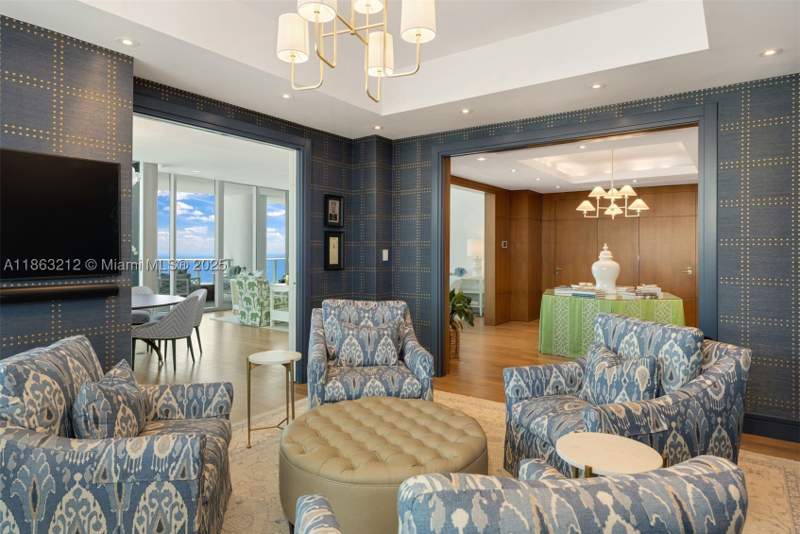 3 bedroom Condominium at 2627 S Bayshore Dr 2801, Grovenor House Condo, Miami — photo 3