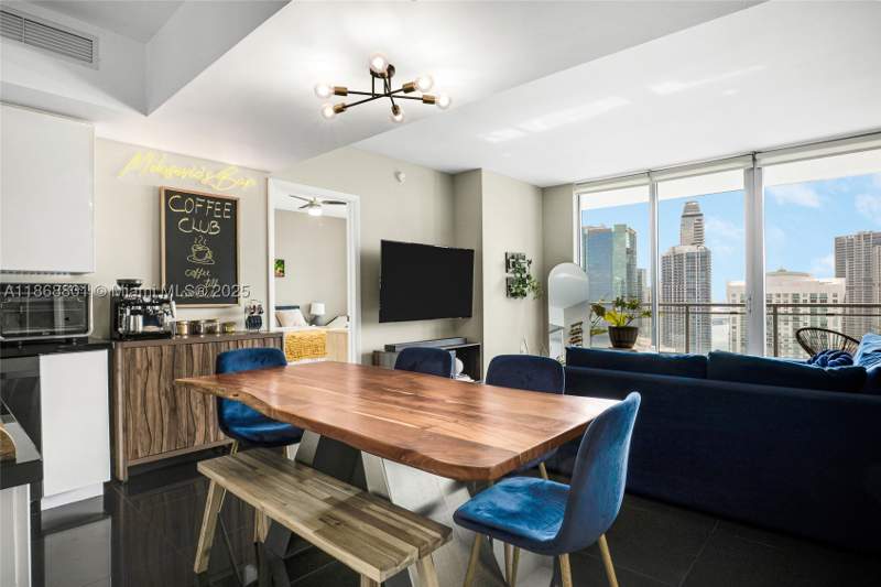 2 bedroom Condominium at 92 SW 3rd St 4312, Mint Condo, Miami — photo 3