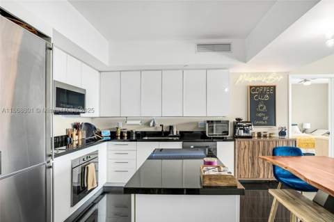 92 SW 3rd St 4312, Miami FL - photo 6 of 20