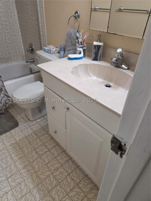 14165 SW 87th St D103, Miami FL - photo 13 of 41