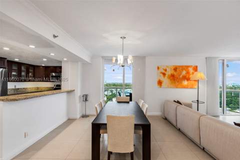 2401 Collins Ave 1808, Miami Beach FL - photo 13 of 62