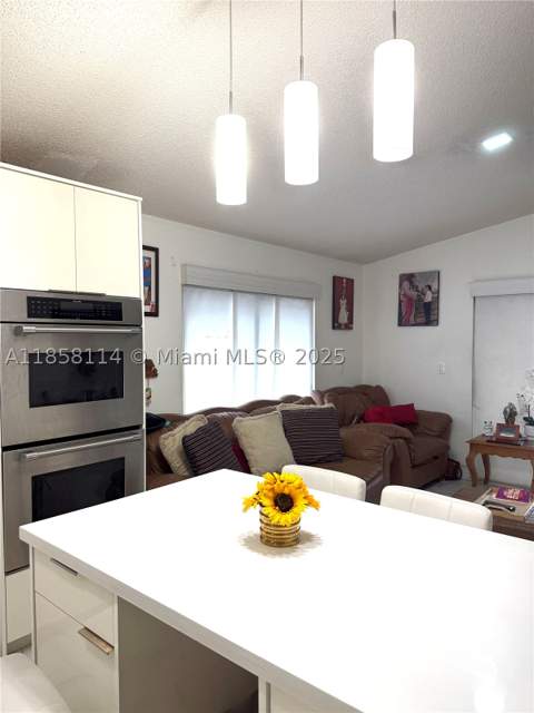 11266 SW 33rd St, Miami FL - photo 15 of 19