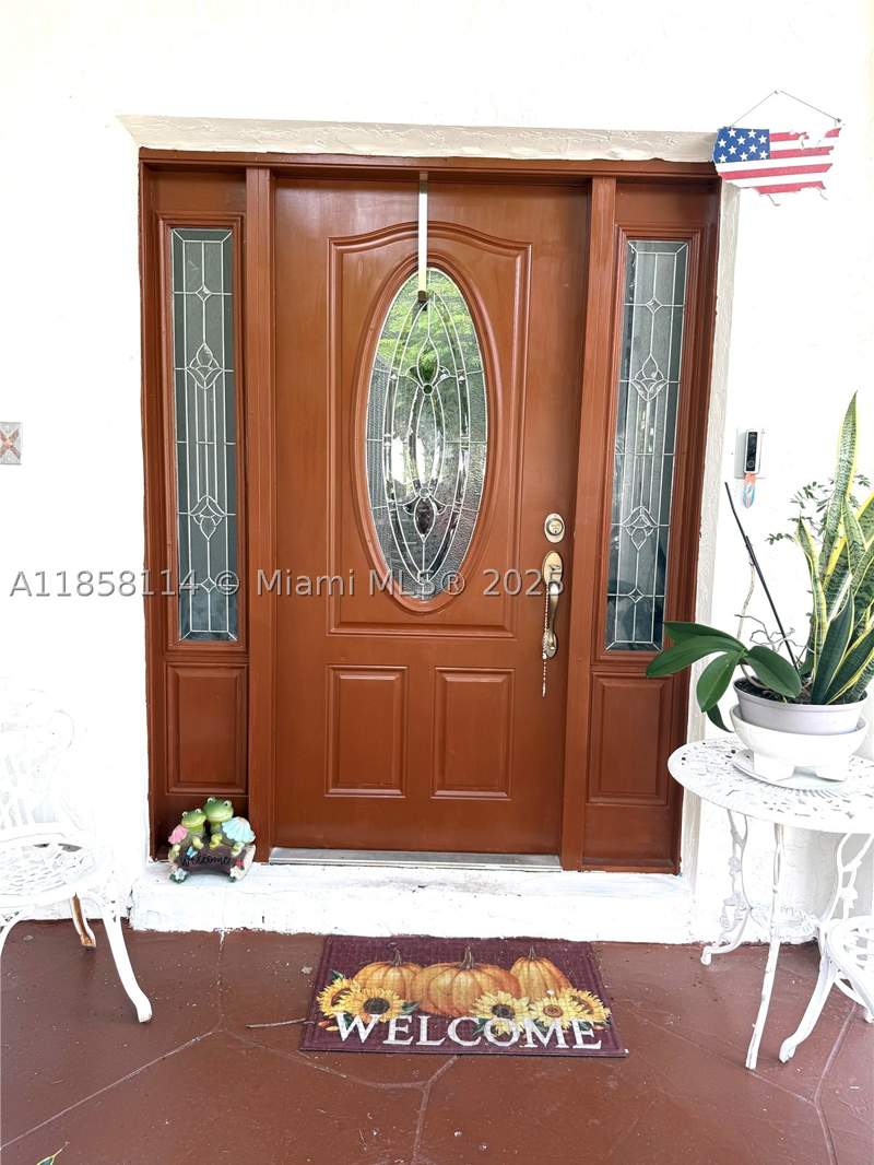 4 bedroom SingleFamilyResidence at 11266 SW 33rd St, Menes Sub, Miami — photo 3