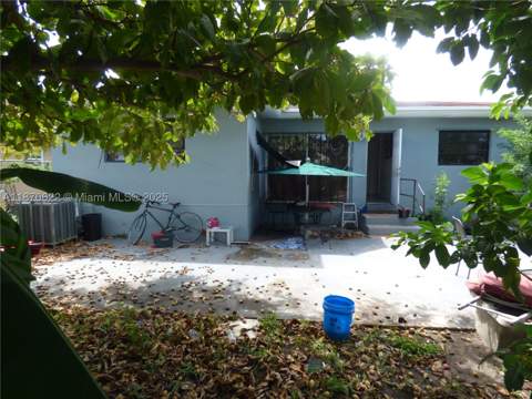 1321 NW 72nd St, Miami FL - photo 7 of 16