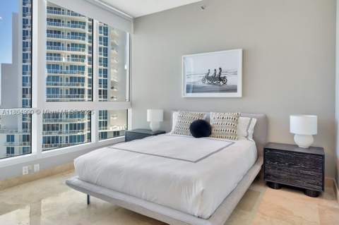 100 S Pointe Dr 2208, Miami Beach FL - photo 20 of 30