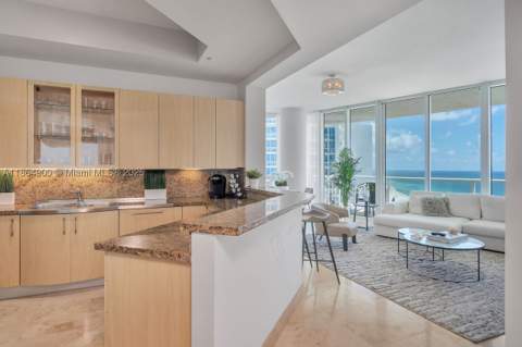 100 S Pointe Dr 2208, Miami Beach FL - photo 9 of 30