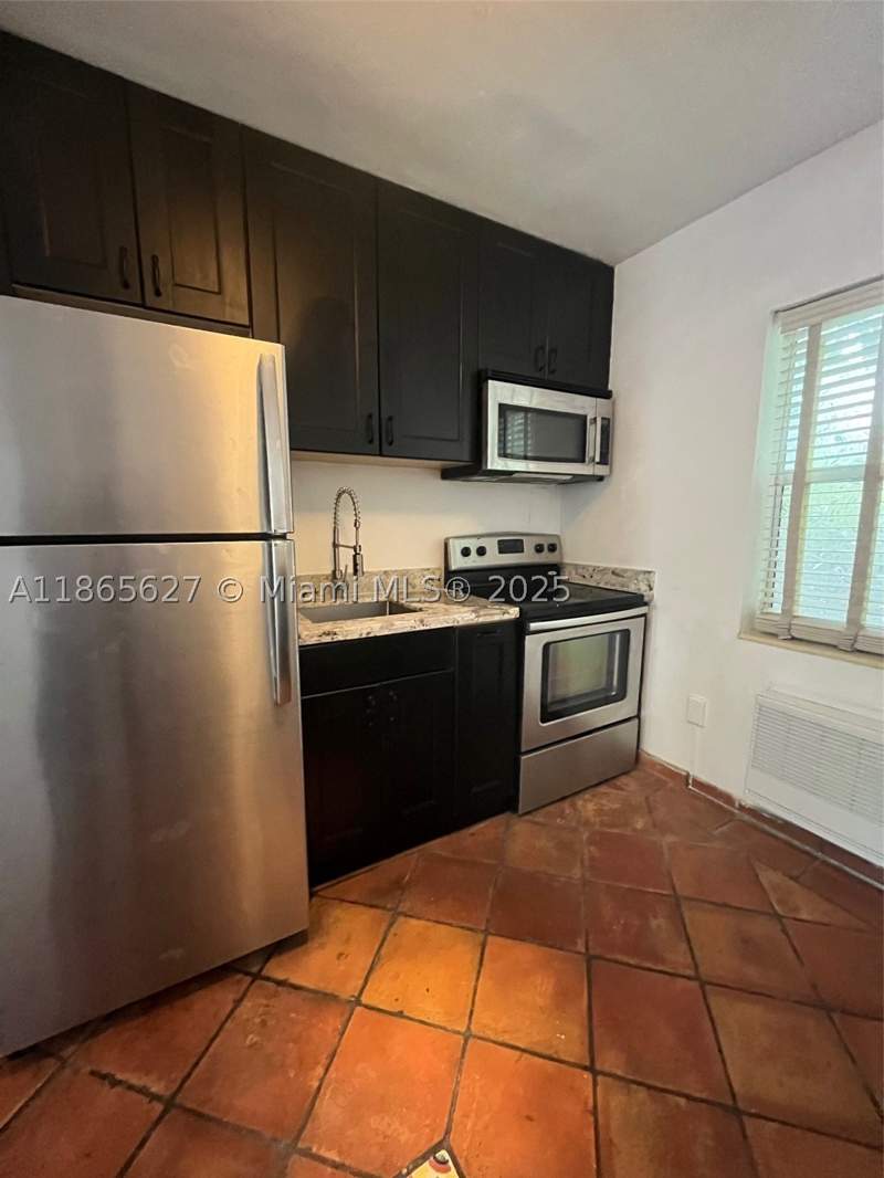 0 bedroom Condominium at 645 NE 77th St 6, Belle Meade Place Condo, Miami — photo 3