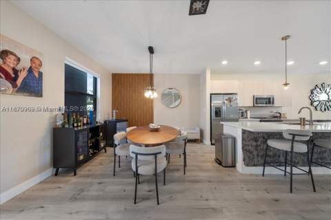 10413 NW 82nd St 9, Doral FL - photo 12 of 41
