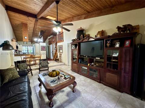 13527 SW 101st Ln, Miami FL - photo 13 of 45