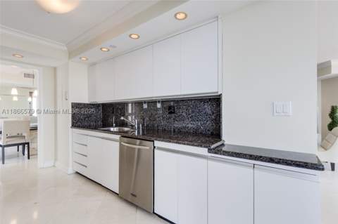 4000 Towerside Ter 1701, Miami FL - photo 10 of 57