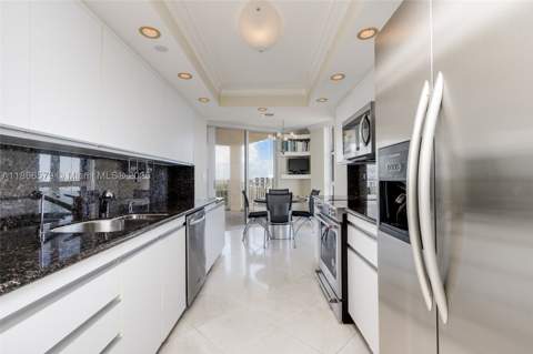 4000 Towerside Ter 1701, Miami FL - photo 12 of 57