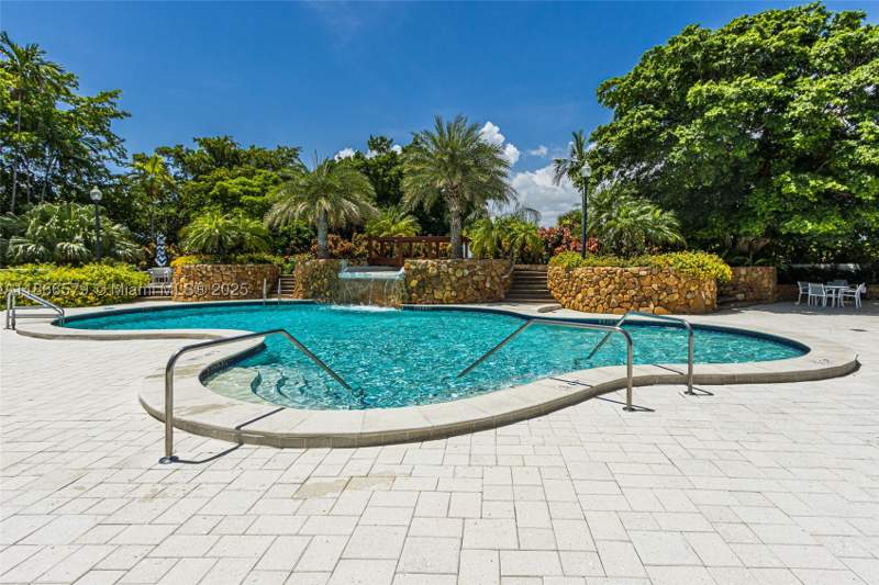 2 bedroom Condominium at 4000 Towerside Ter 1701, The Towers Of Quayside Co, Miami — photo 5