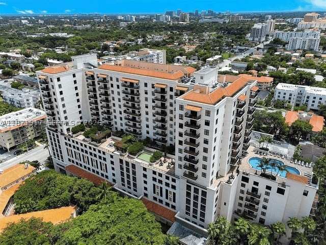 1 bedroom Condominium at 888 S Douglas Rd 1213, Puerta De Palmas Condo, Coral Gables — photo 1