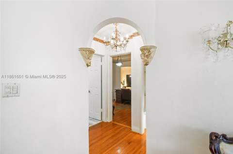 6101 SW 13th Ter, West Miami FL - photo 24 of 49