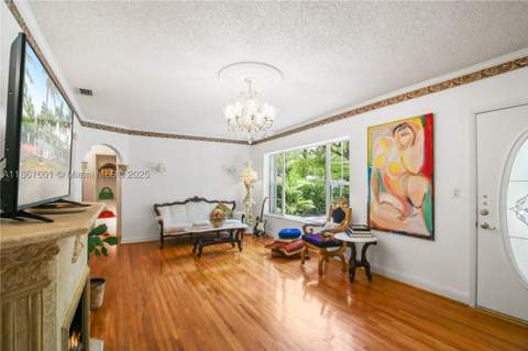 6101 SW 13th Ter, West Miami FL - photo 9 of 49