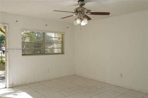 11855 NE 19th Dr 10, North Miami FL - photo 8 of 19