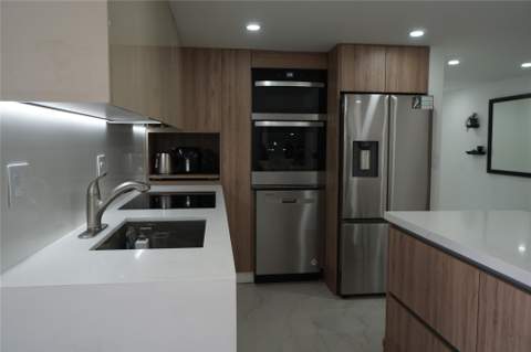 6941 Carlyle Avenue 4C, Miami Beach FL - photo 13 of 57