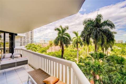 2000 Island Blvd 710, Aventura FL - photo 17 of 30
