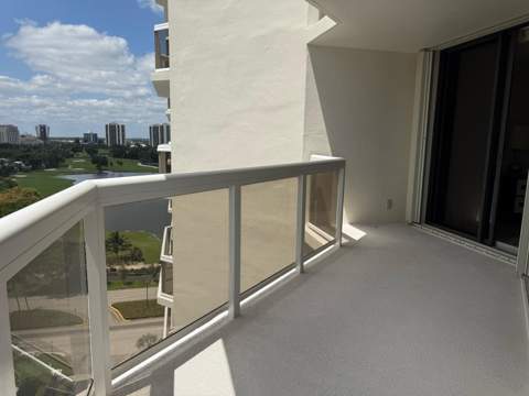 20185 E Country Club Drive 1202, Aventura FL - photo 18 of 23
