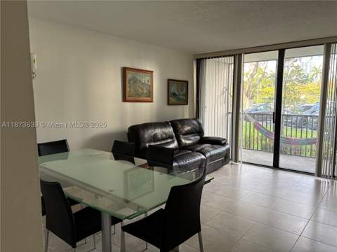 3475 N Country Club Dr 116, Aventura FL - photo 10 of 37