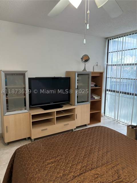 3475 N Country Club Dr 116, Aventura FL - photo 18 of 37