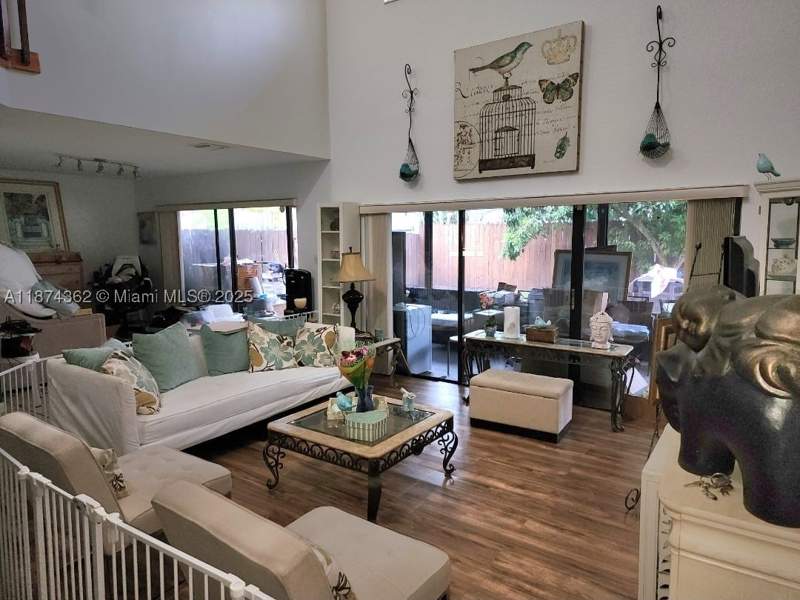 4 bedroom SingleFamilyResidence at 11060 SW 143rd Pl, Country Tree Sub, Miami — photo 3