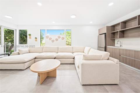 857 SW 14th Ave A, Miami FL - photo 11 of 68