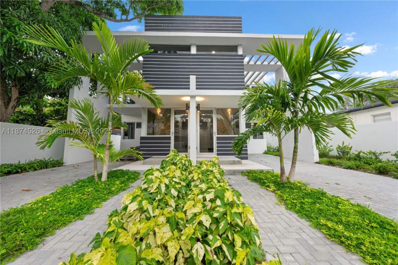 6 bedroom Townhouse at 857 SW 14th Ave A, Harrisons, Miami — photo 4