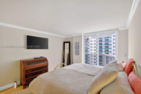 2401 Collins Ave 1005, Miami Beach FL - photo 12 of 19