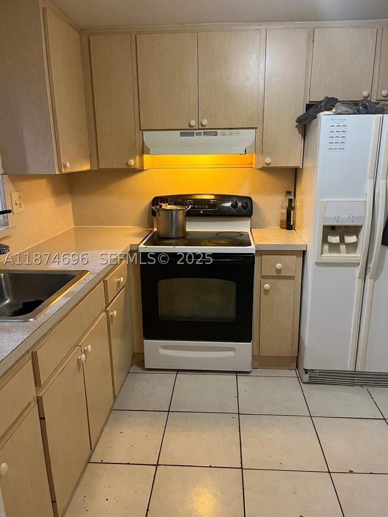2 bedroom Condominium at 11295 SW 88th St M109, Pine Grove Condo, Miami — photo 4