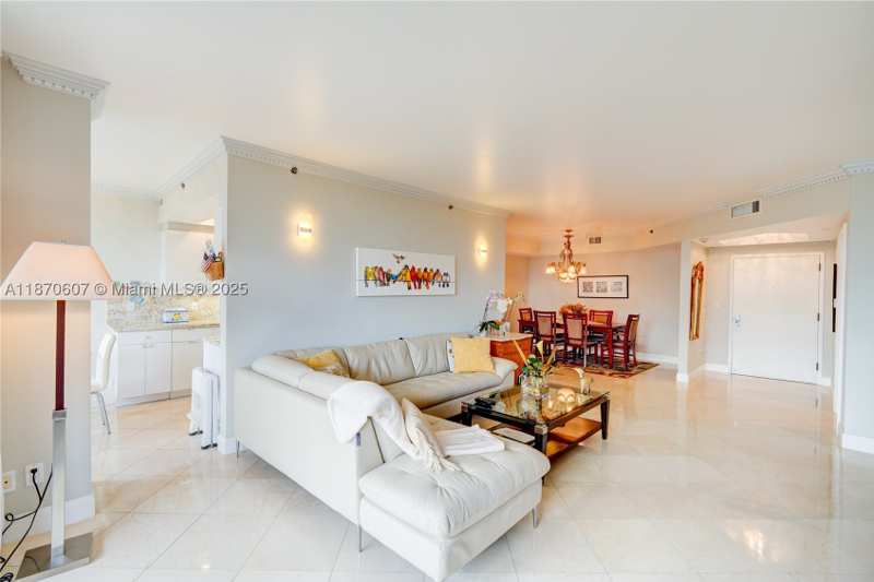 2 bedroom Condominium at 2000 Island Blvd 408, 2000 Isl Blvd Williams Is, Aventura — photo 1