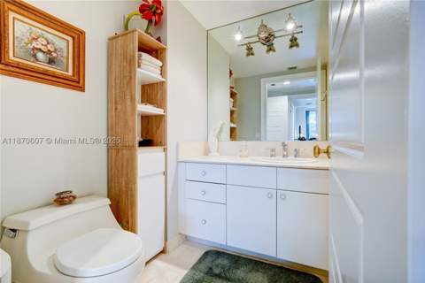 2000 Island Blvd 408, Aventura FL - photo 12 of 23