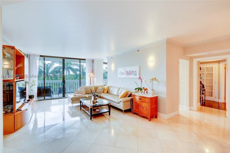 2 bedroom Condominium at 2000 Island Blvd 408, 2000 Isl Blvd Williams Is, Aventura — photo 2
