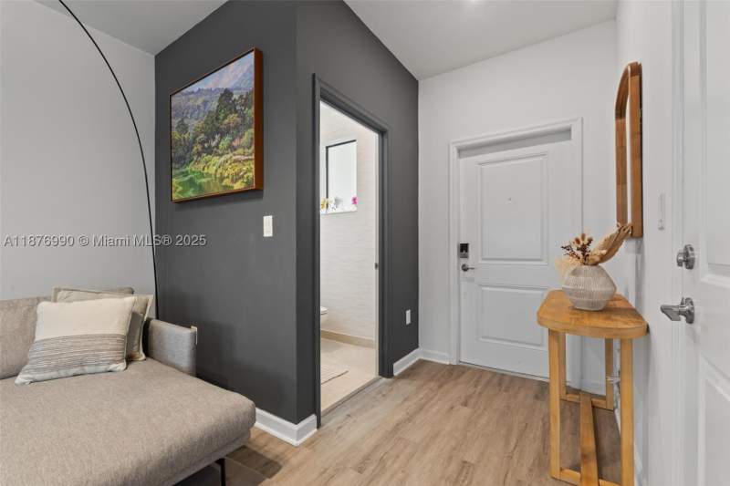 3 bedroom Townhouse at 403 NE 212th St, Via Venture Neighborhood, Miami — photo 5