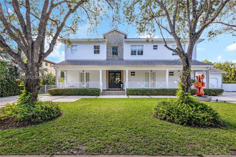 7 bedroom SingleFamilyResidence at 9460 SW 69th Ave, Barbara Park, Pinecrest — photo 1