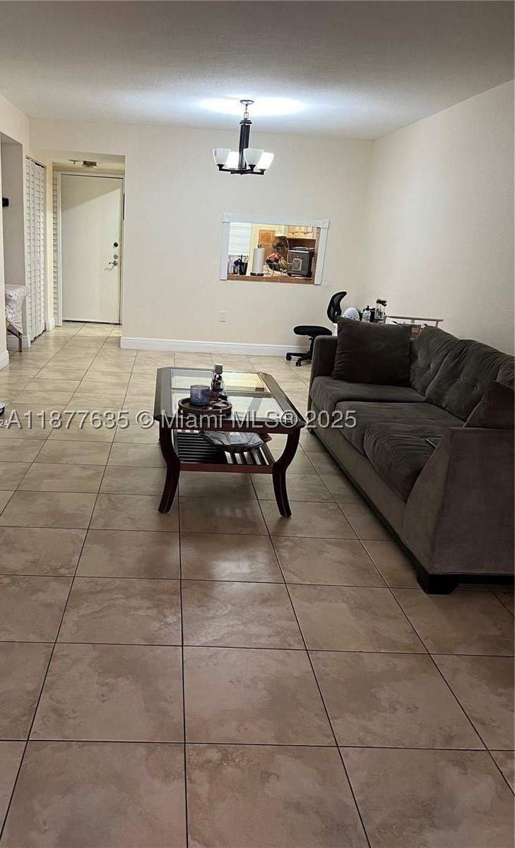 2 bedroom Condominium at 8875 Fontainebleau Blvd 203, Pine Lake Village Condo, Miami — photo 4