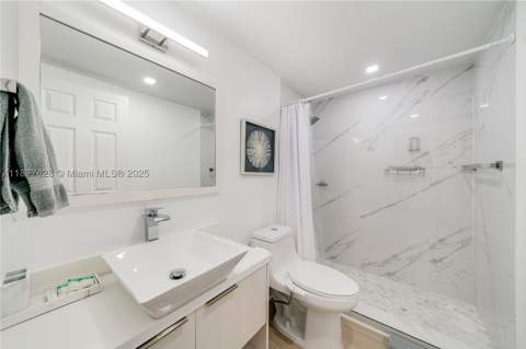 5601 Collins Ave 1011, Miami Beach FL - photo 23 of 32