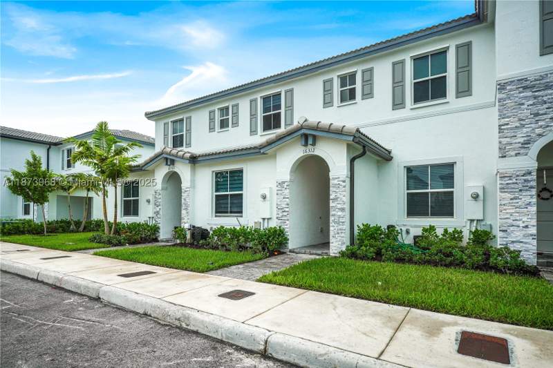 3 bedroom Townhouse at 16312 SW 291st St, Paradise Pines, Homestead — photo 3