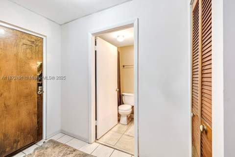 7830 Dickens Ave 202, Miami Beach FL - photo 24 of 40