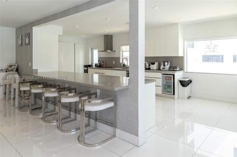1215 N Biscayne Point Rd, Miami Beach FL - photo 20 of 54