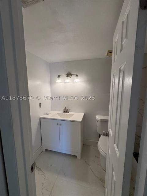 10353 N Kendall Dr Bb2, Miami FL - photo 10 of 18