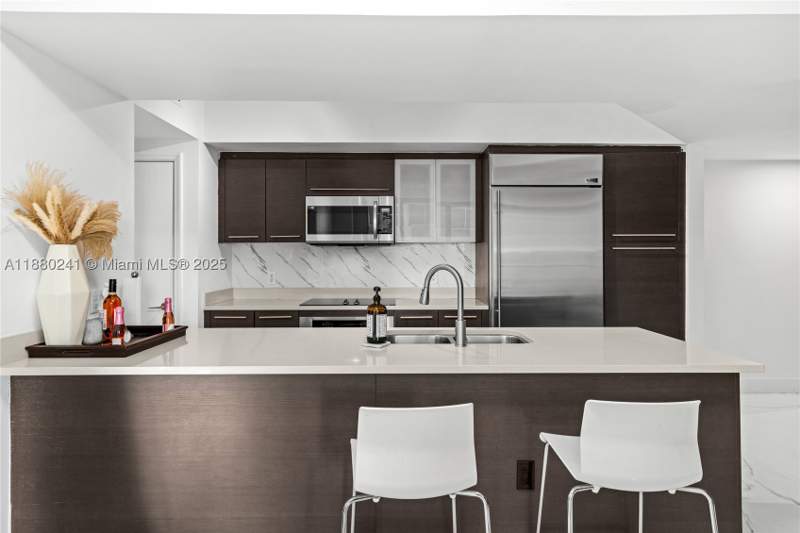 2 bedroom Condominium at 55 SE 6th St 1203, 500 Brickell West Condo, Miami — photo 5