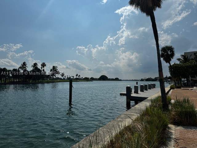 2 bedroom Condominium at 9100 W Bay Harbor Dr 7A, Blair House Condo - West, Bay Harbor Islands — photo 4