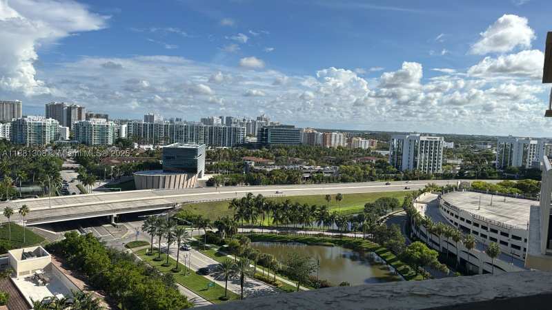 1 bedroom Condominium at 19501 S W country Club dr 1706, Turnberry on the Green, Aventura — photo 1
