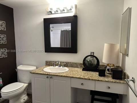 19501 S W country Club dr 1706, Aventura FL - photo 12 of 18