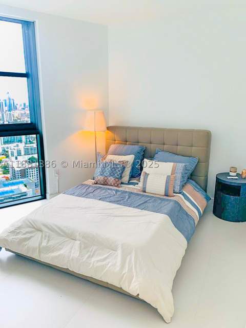501 NE 31st St 3906, Miami FL - photo 9 of 32