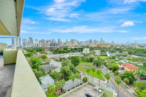 816 NW 11th St 905, Miami FL - photo 13 of 14