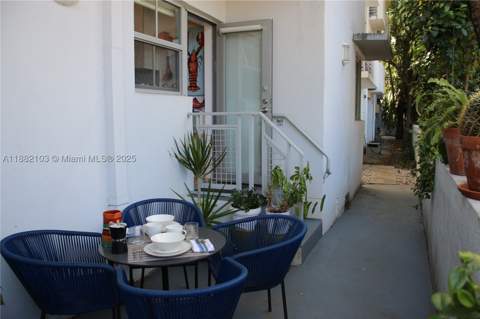 1600 Michigan Ave 1, Miami Beach FL - photo 13 of 14
